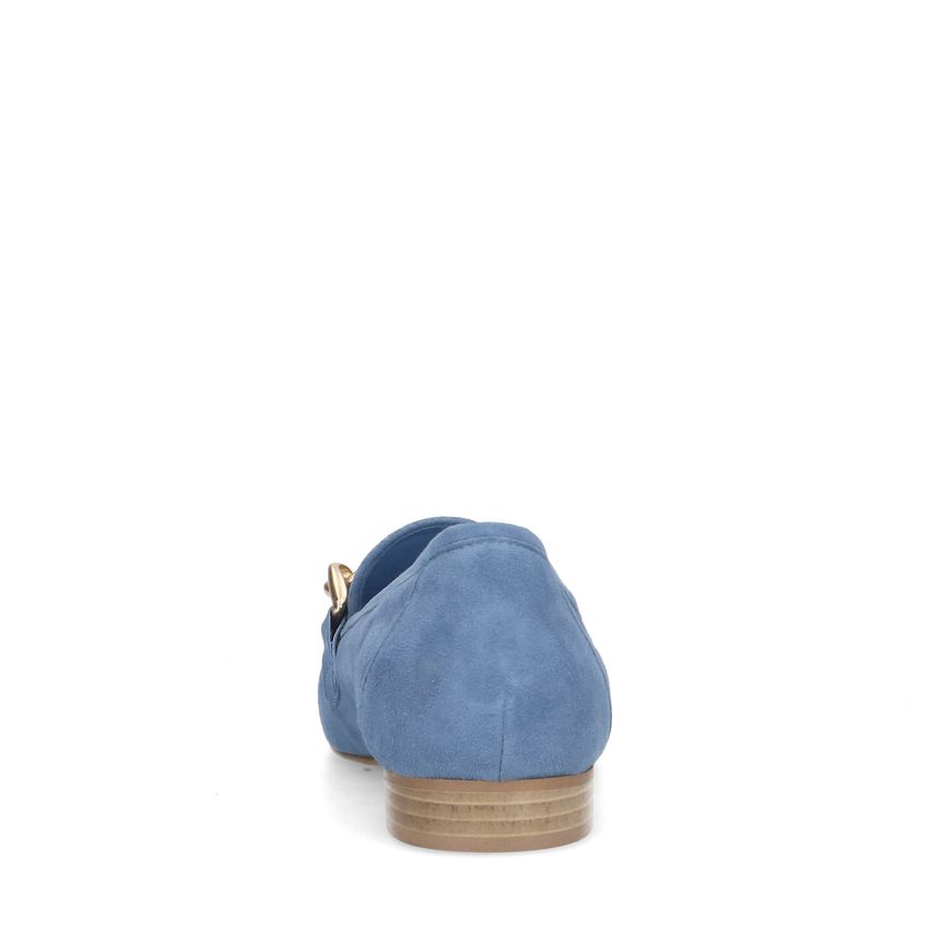 Blaue Veloursleder-Loafer mit goldfarbener Kette