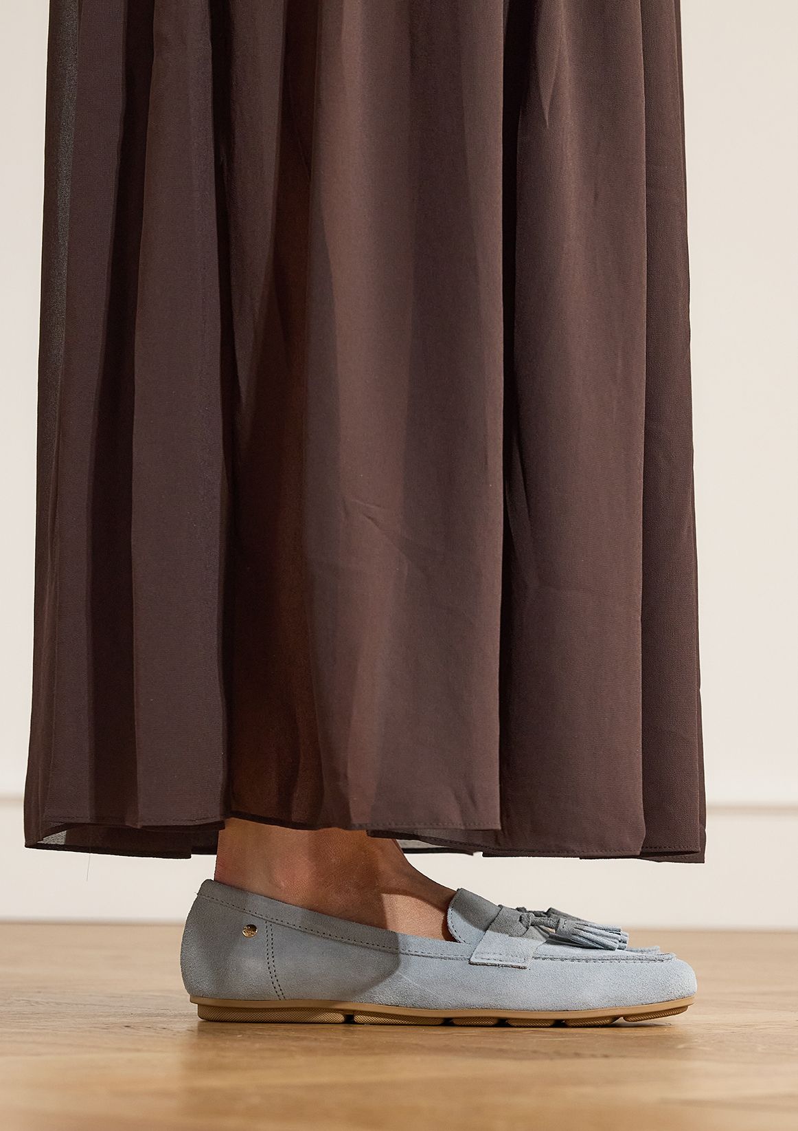 Blaue Veloursleder-Loafer mit Fransen