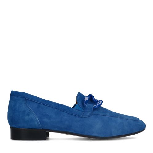 Blaue Veloursleder-Loafer mit Kette