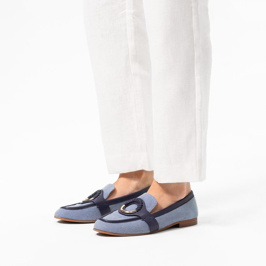 Denim loafers met goudkleurig detail