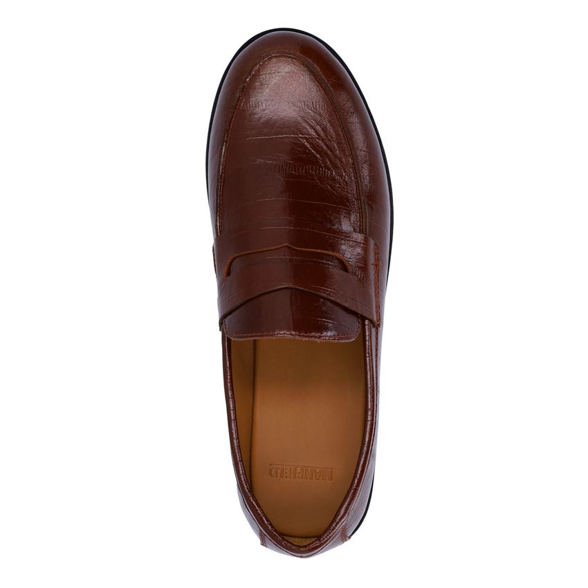 Burgundy lakleren loafers