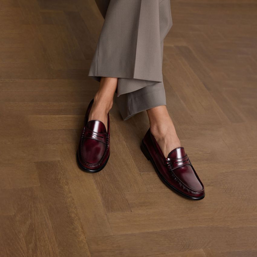 Bordeauxrote Leder-Loafer