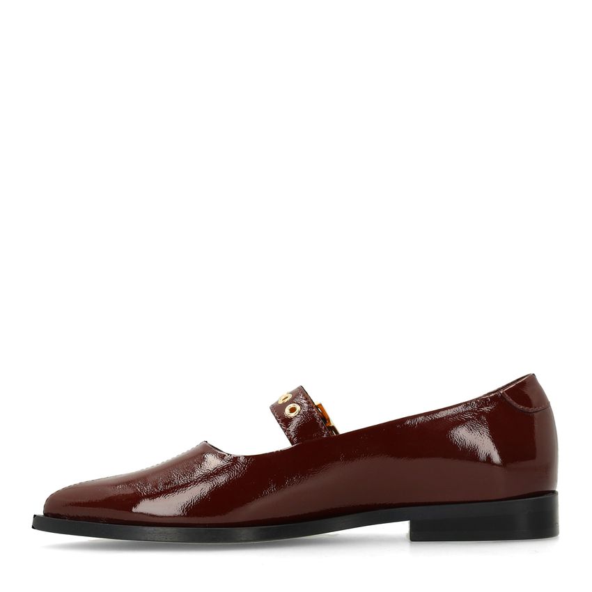 Burgundy lakleren loafers