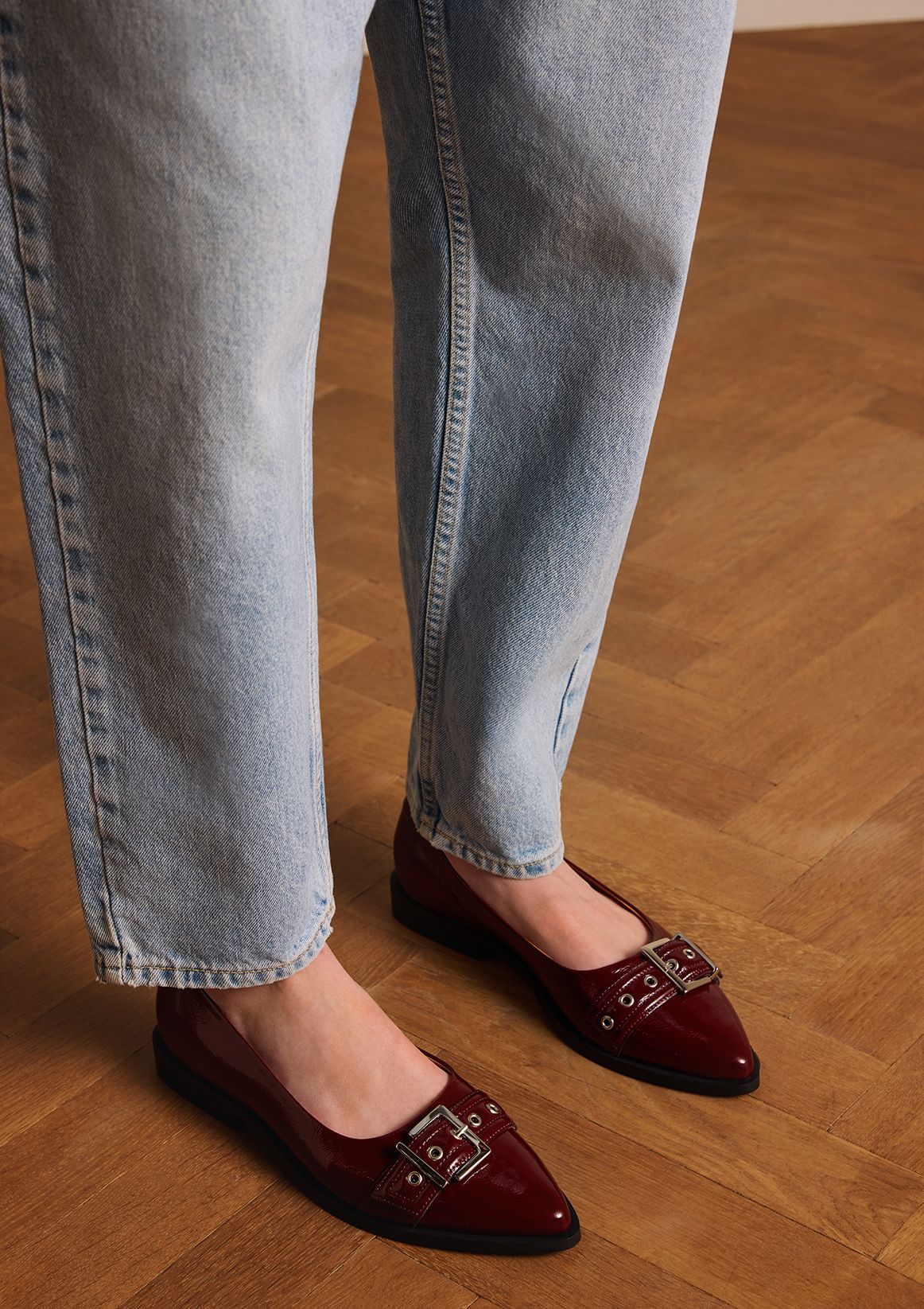 Bordeauxrote Lack-Ballerinas