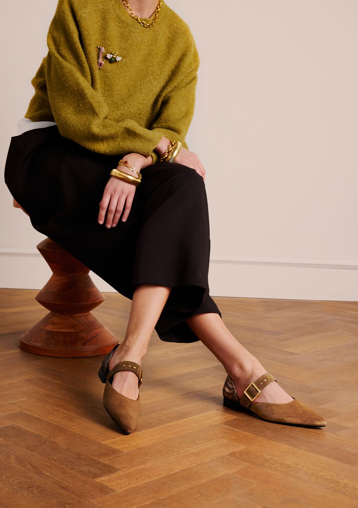 Donkergroene suède loafers