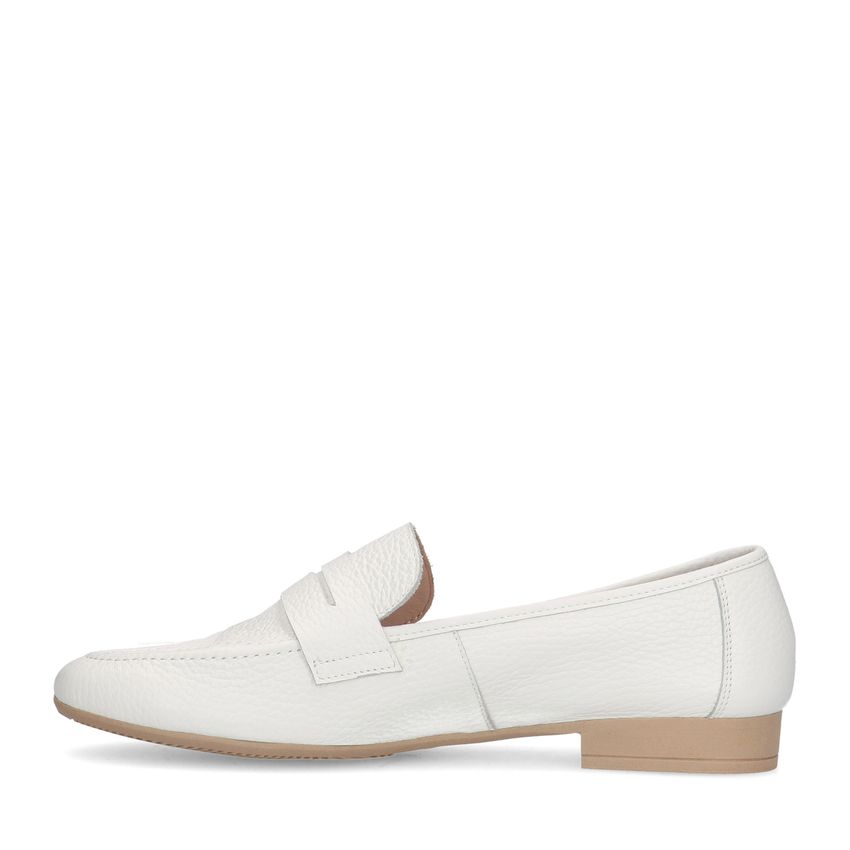 Witte leren loafers