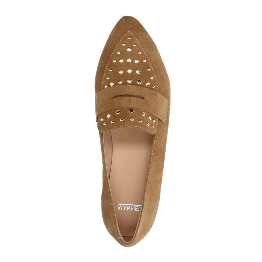 Cognac suède loafers met gouden studs