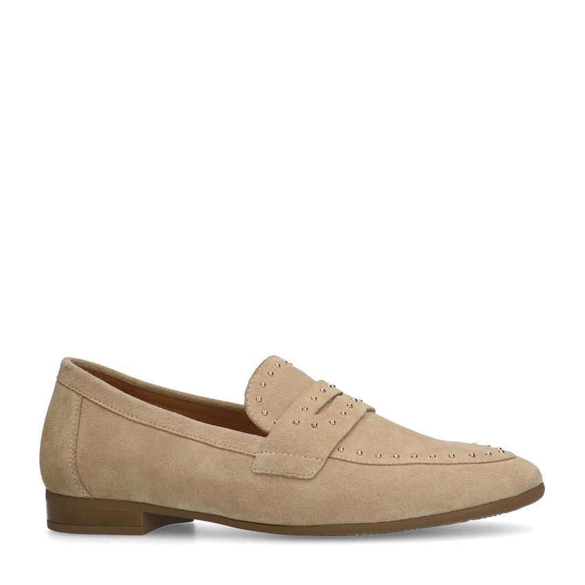 Beige suède loafers met goudkleurige studs