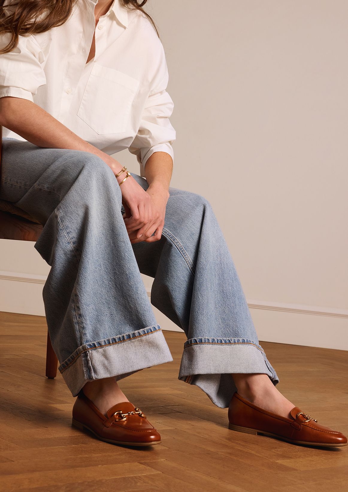 Cognac leren loafers met gouden chain