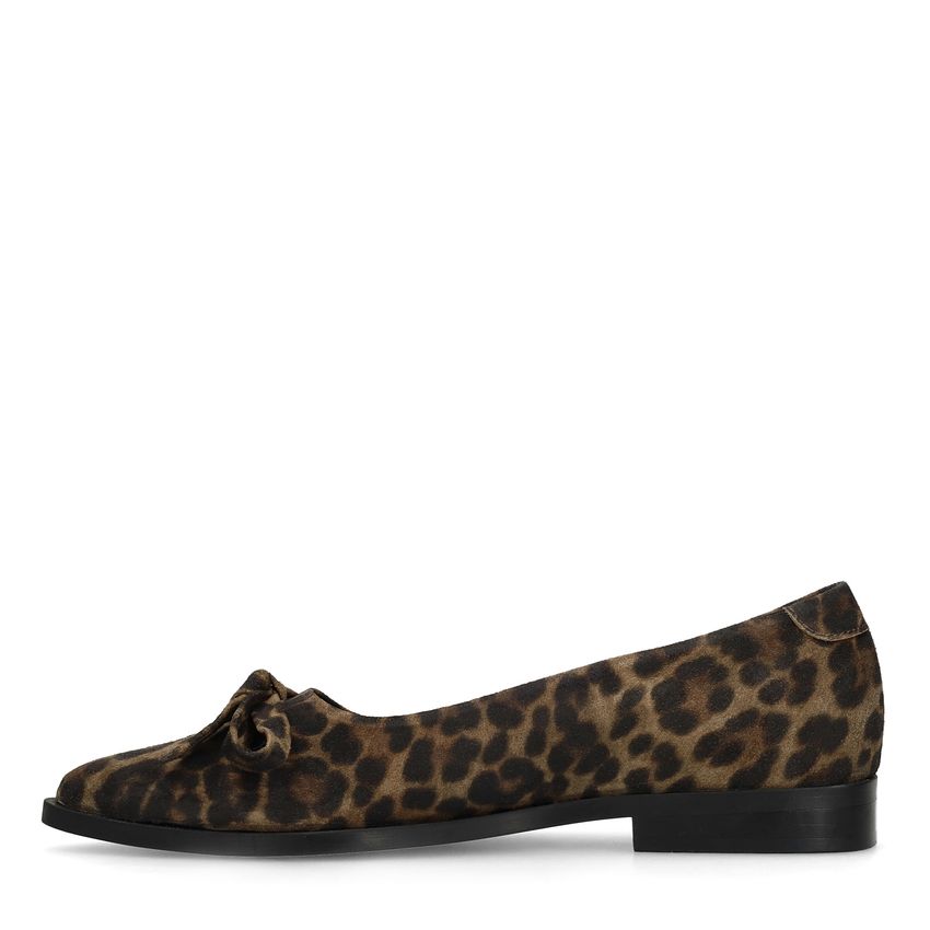 Leopard suède loafers