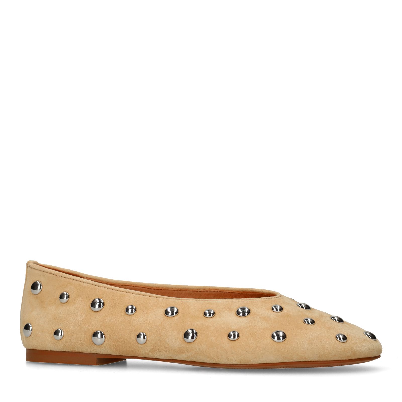 Beige suède ballerina's met zilveren studs