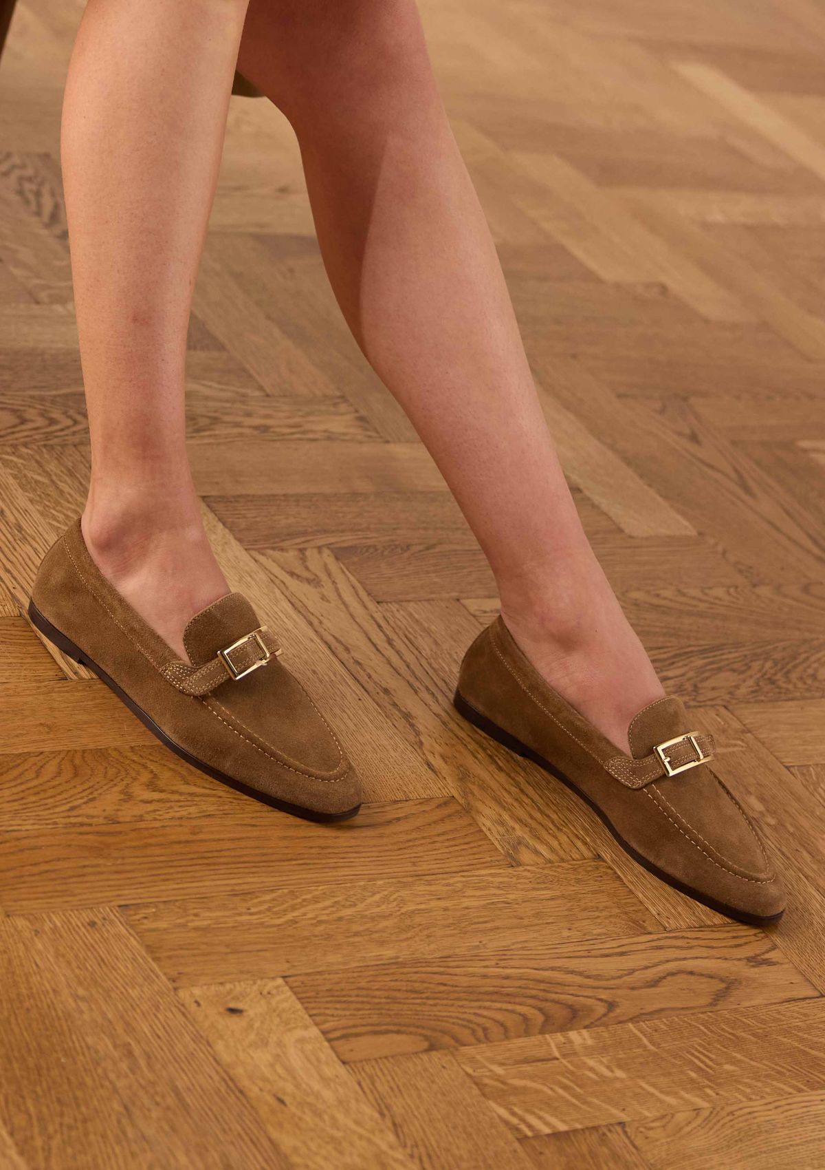 Cognac suède loafers