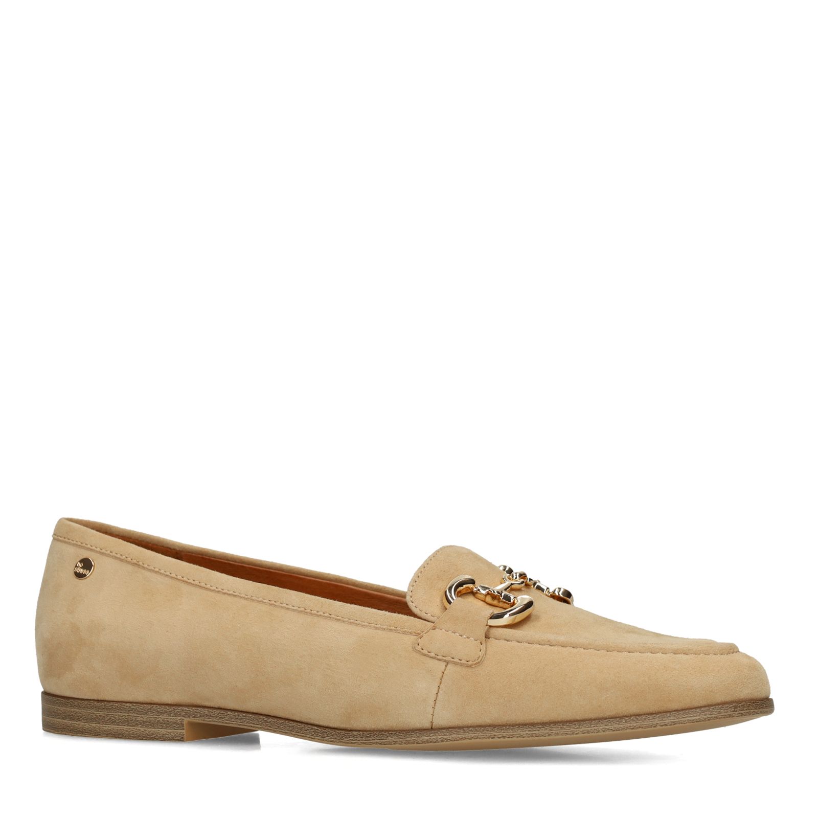 Beigefarbene Veloursleder-Loafer mit goldfarbener Kette