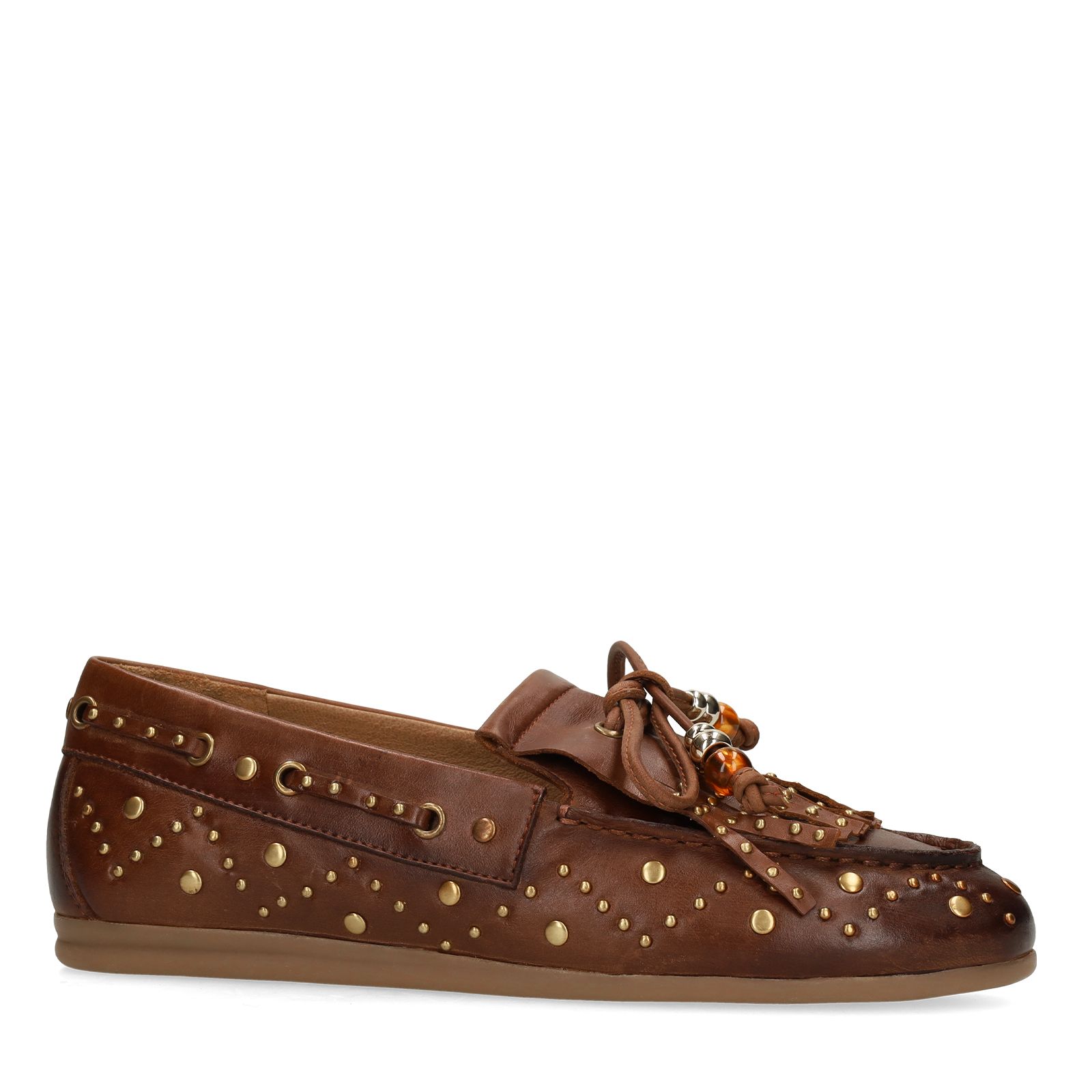 Cognacfarbene Leder-Loafer mit goldfarbenen Nieten