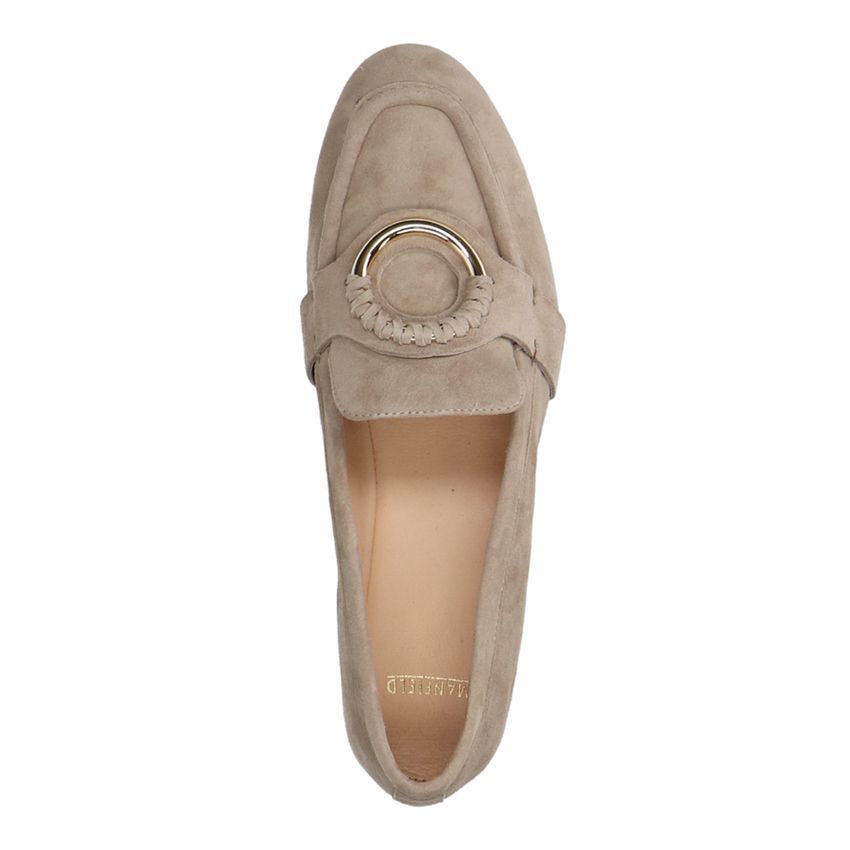 Beige suède loafers met goudkleurig detail