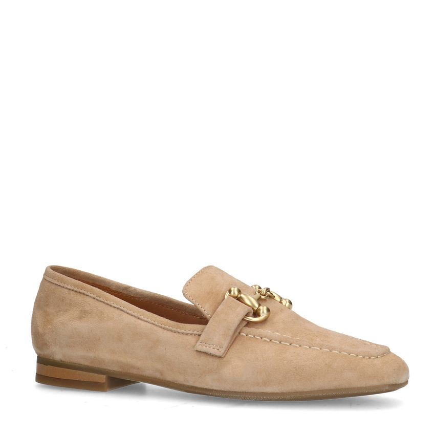 Beige suède loafers met goudkleurig detail