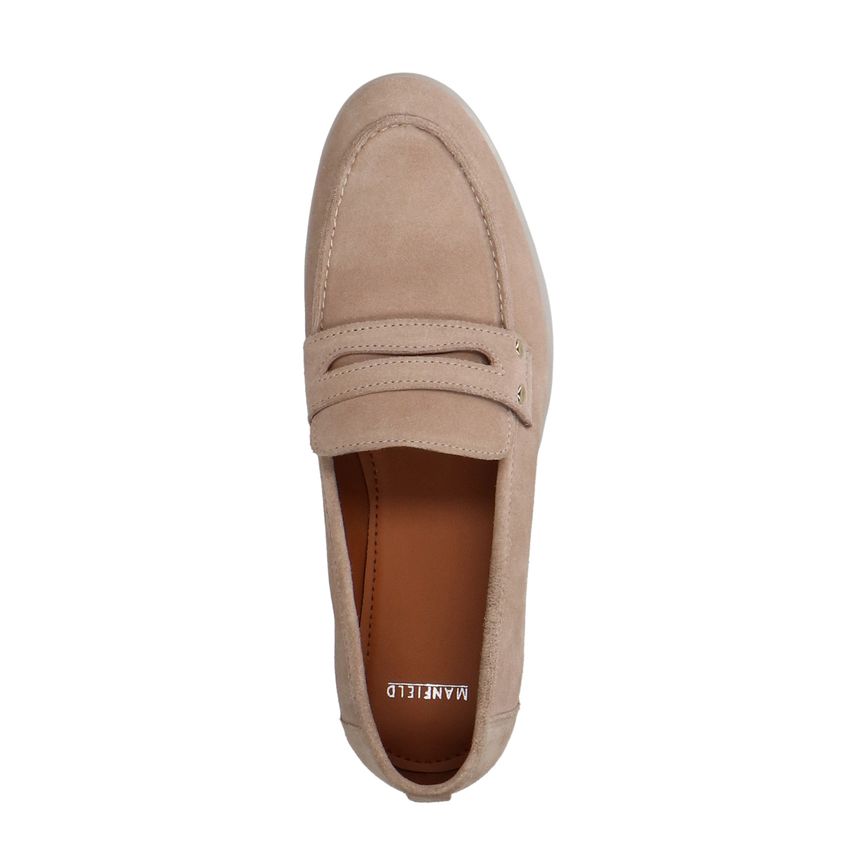 Beige suède loafers