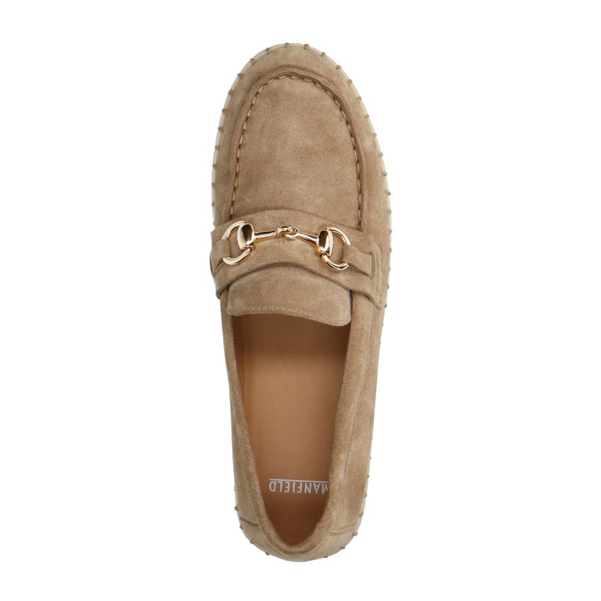 Beige suède loafer met goudkleurig detail