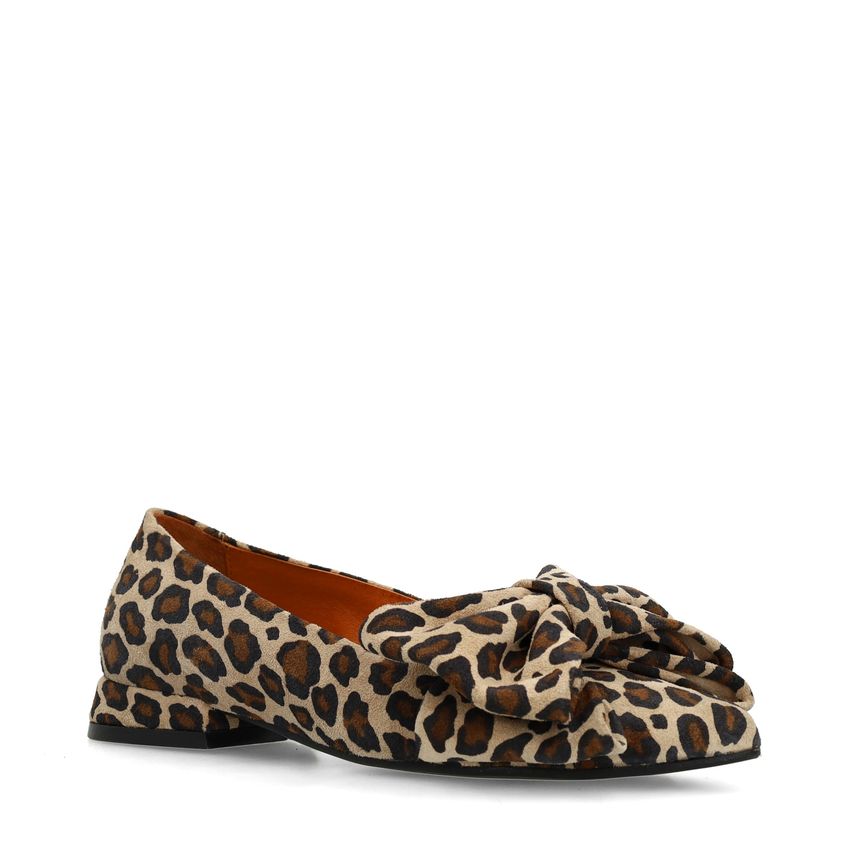 Leopard suède loafers