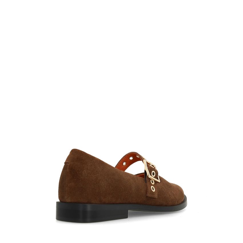 Cognac suède loafers