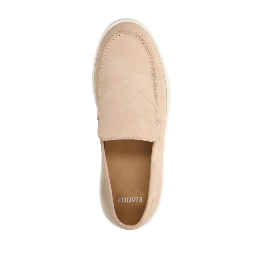 Beige suède loafers