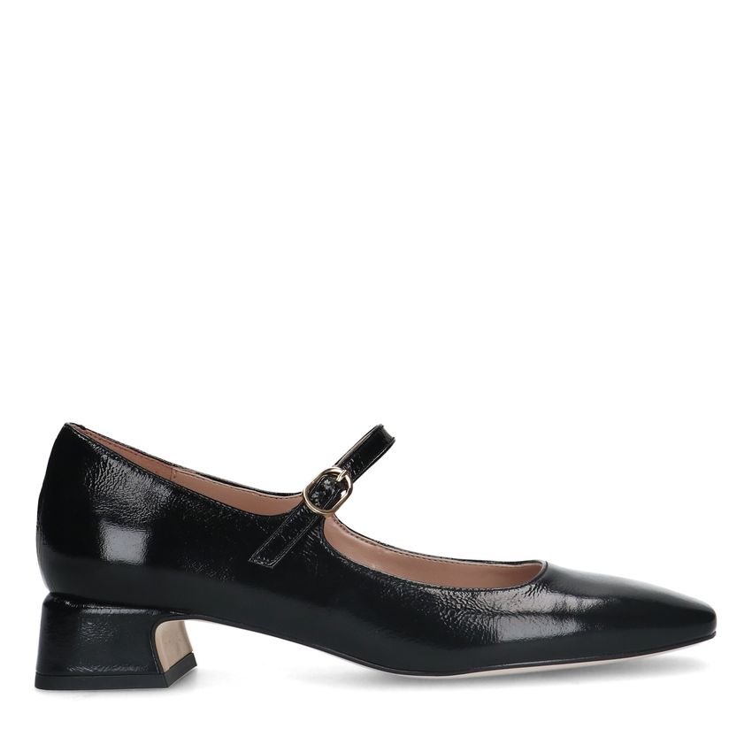 Schwarze Pumps aus Lackleder