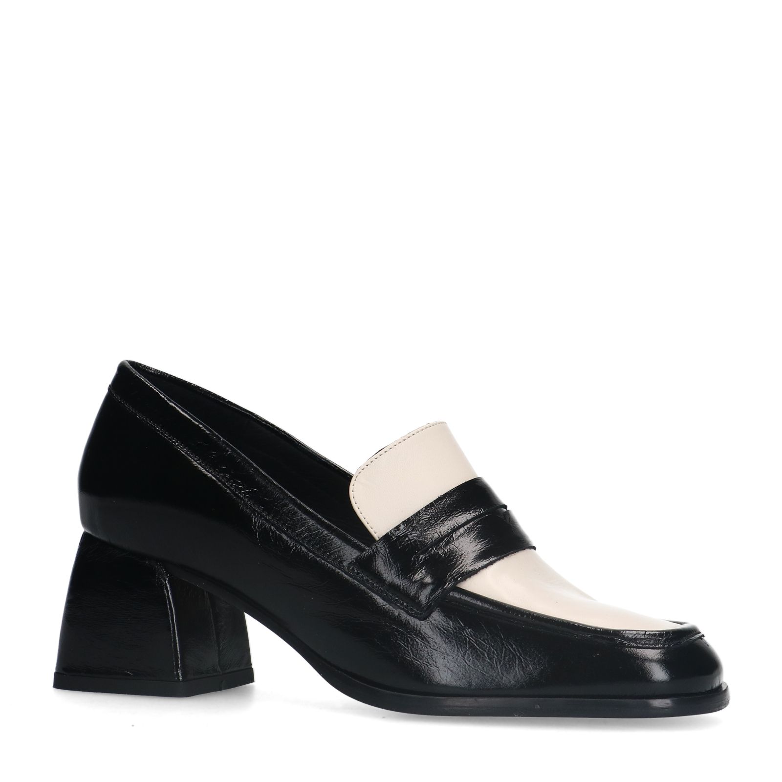 Zwarte lakleren pumps