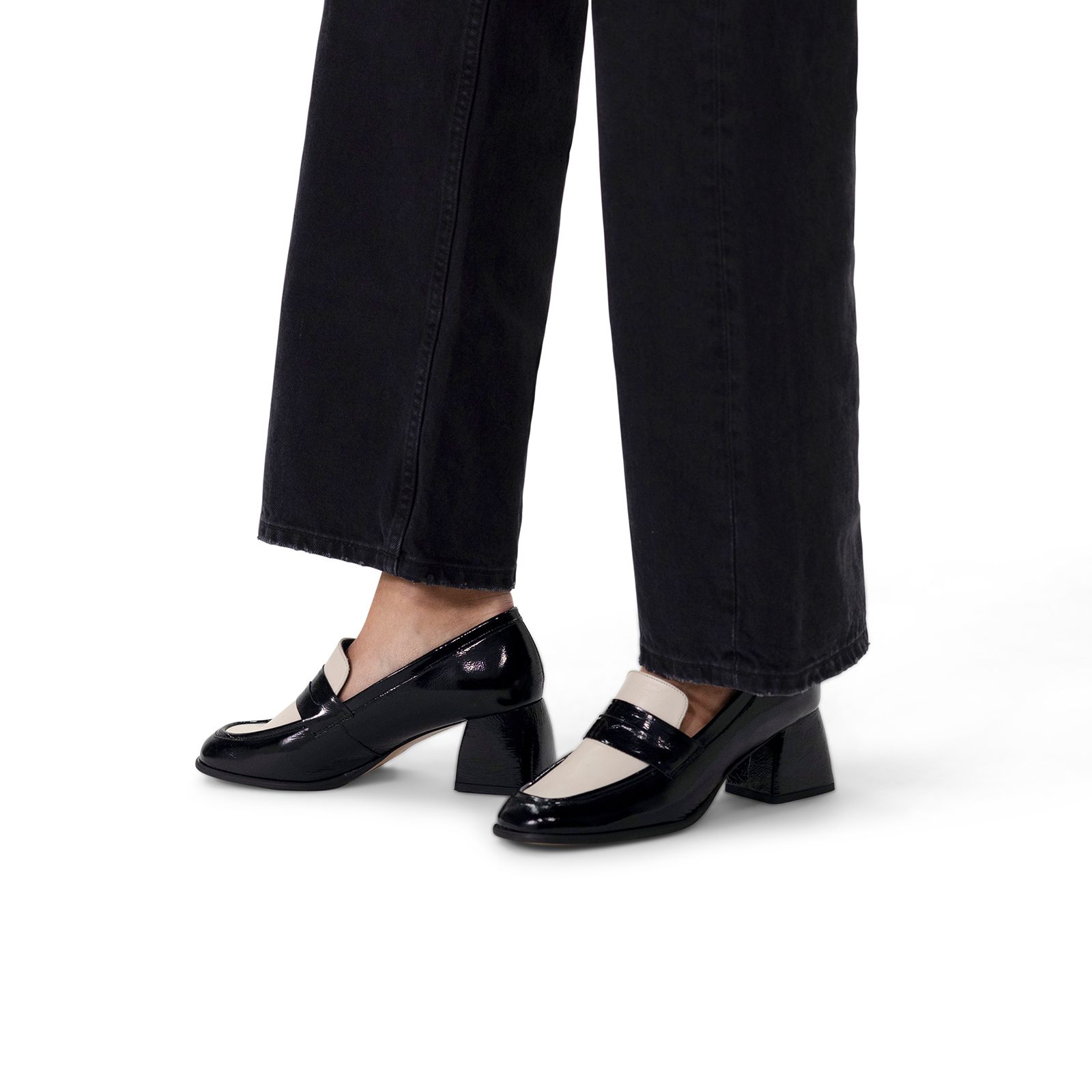 Zwarte lakleren pumps