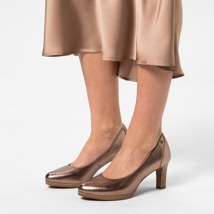 Bronzen leren pumps