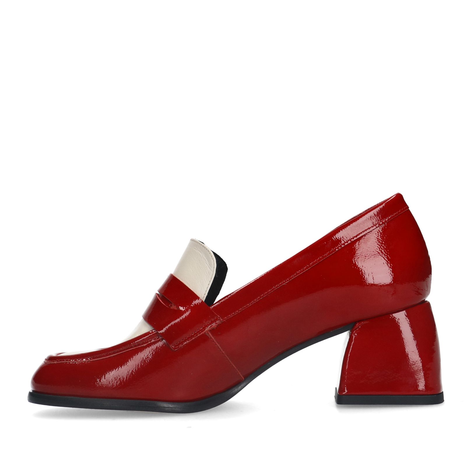 Rote Pumps aus Lackleder