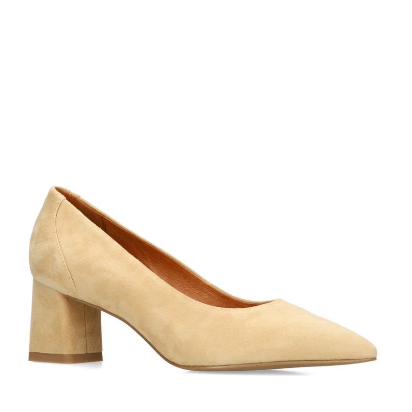 Beige suède pumps