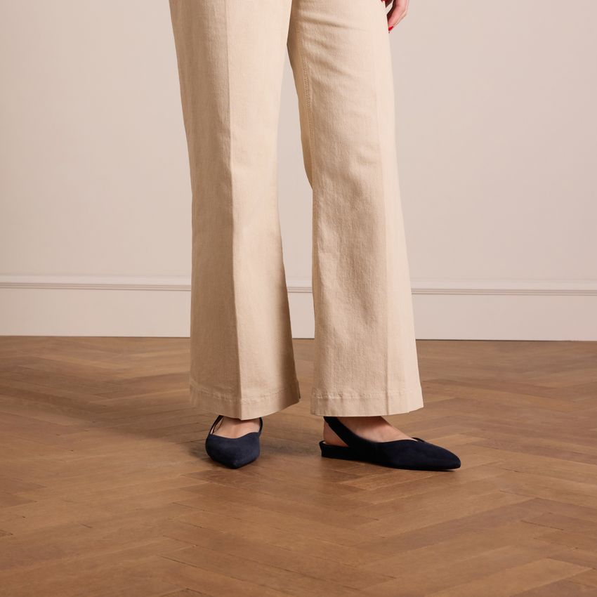 Donkerblauwe suède slingbacks