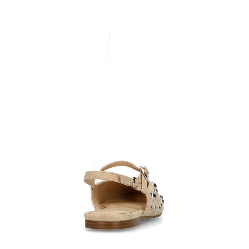 Beige suède slingbacks met zilveren studs