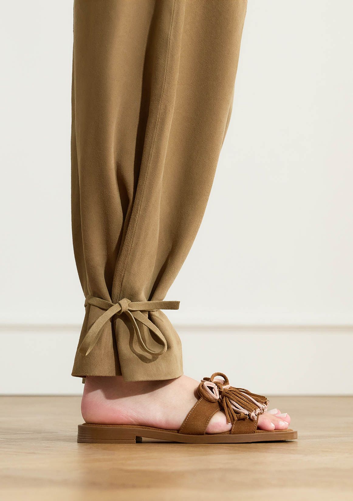 Cognac suède slippers met franjes