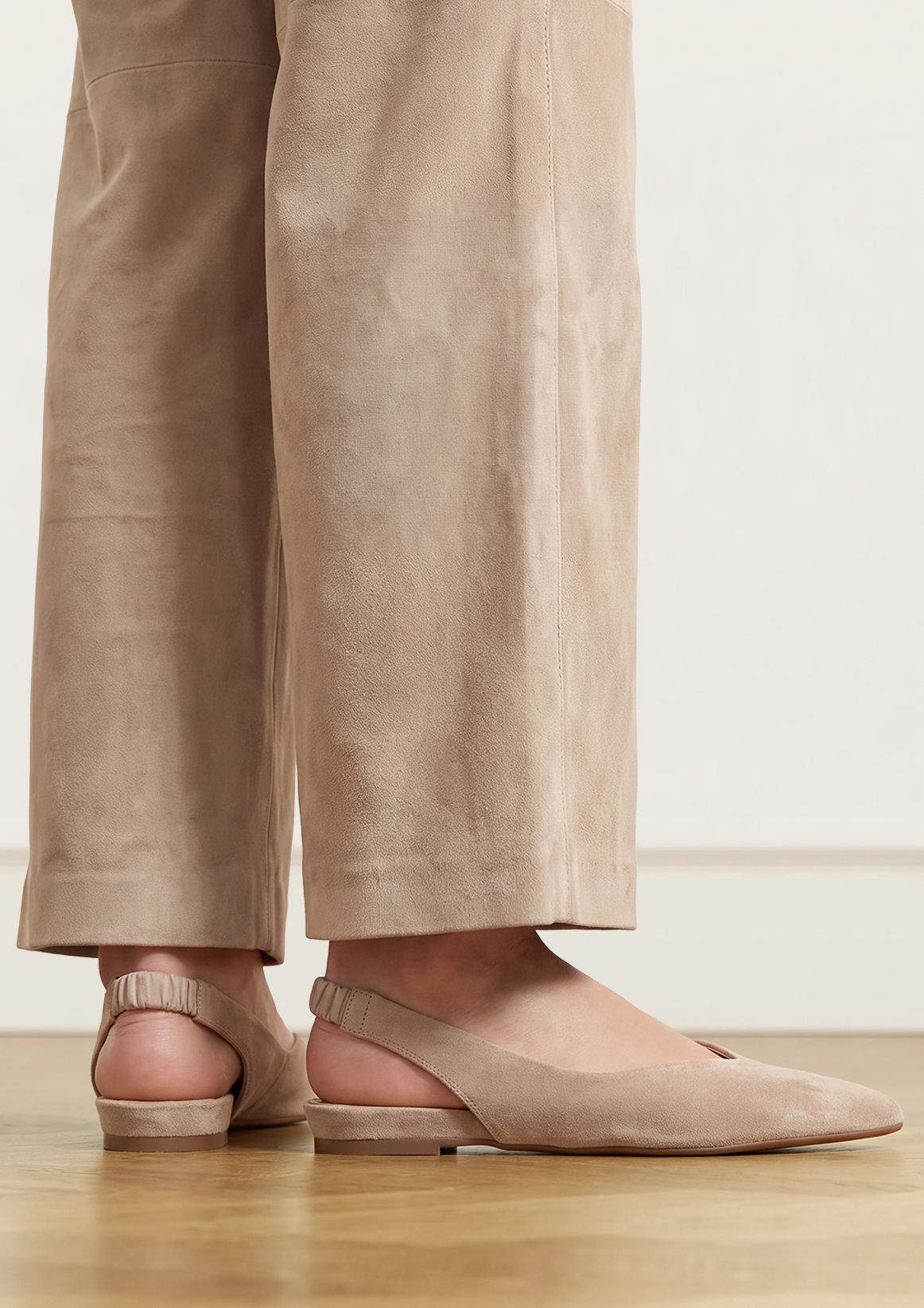 Beige suède slingback ballerina's