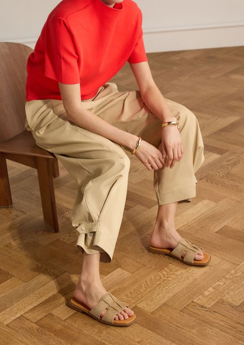 beige suède slippers