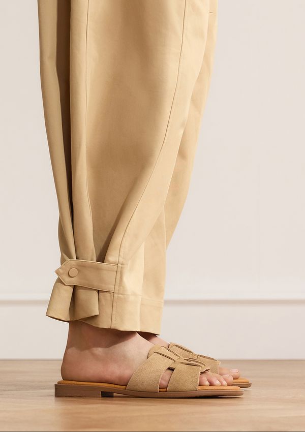 beige suède slippers