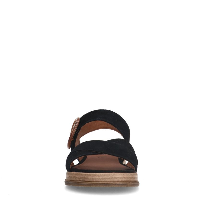 Zwarte leren plateau sandalen met gesp