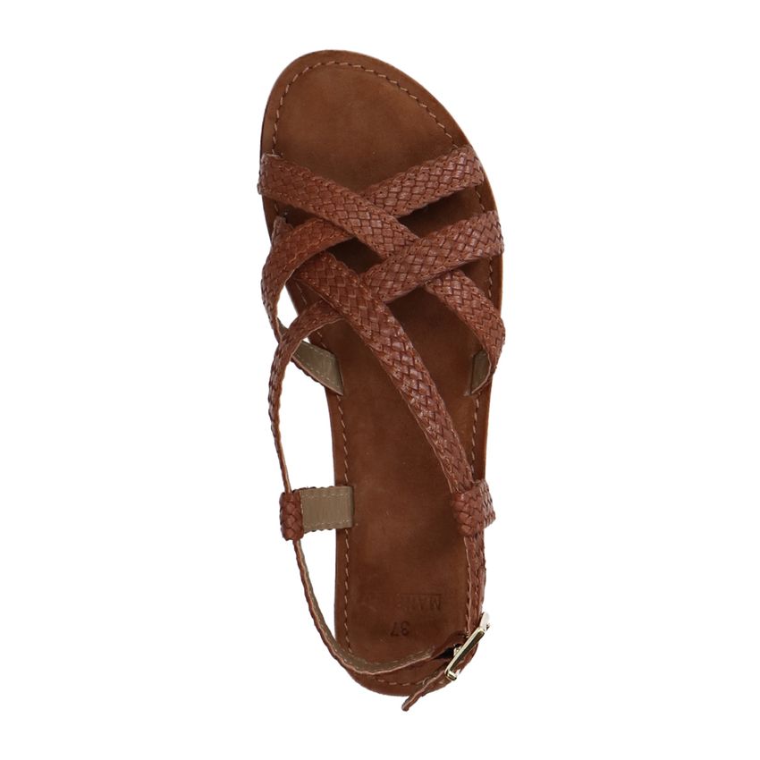 Gevlochten cognac sandalen