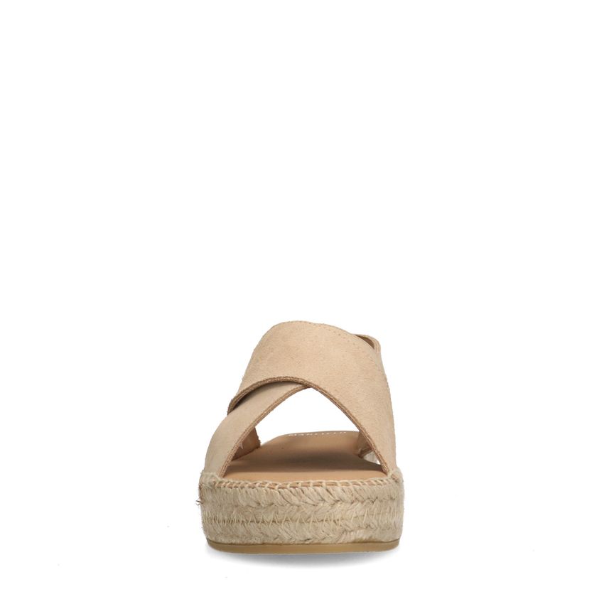 Beige suède sandalen met plateau
