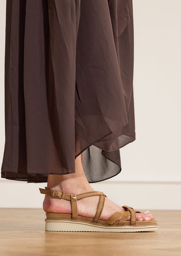 Beige leren sandalen