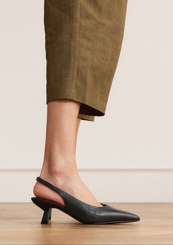 Zwarte leren slingbacks