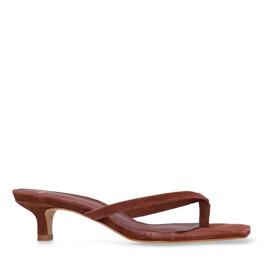 Bruine suède hak slippers