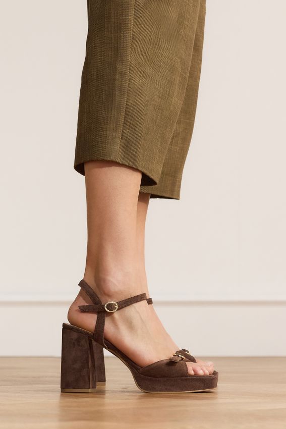 Dunkelbraune Veloursleder-Sandaletten