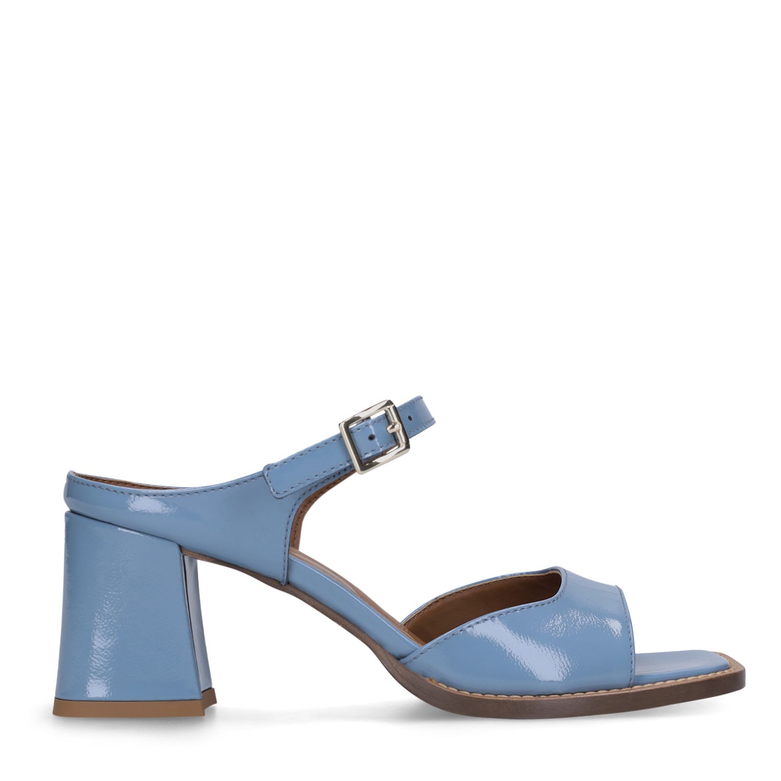 Blaue Sandaletten aus Lackleder