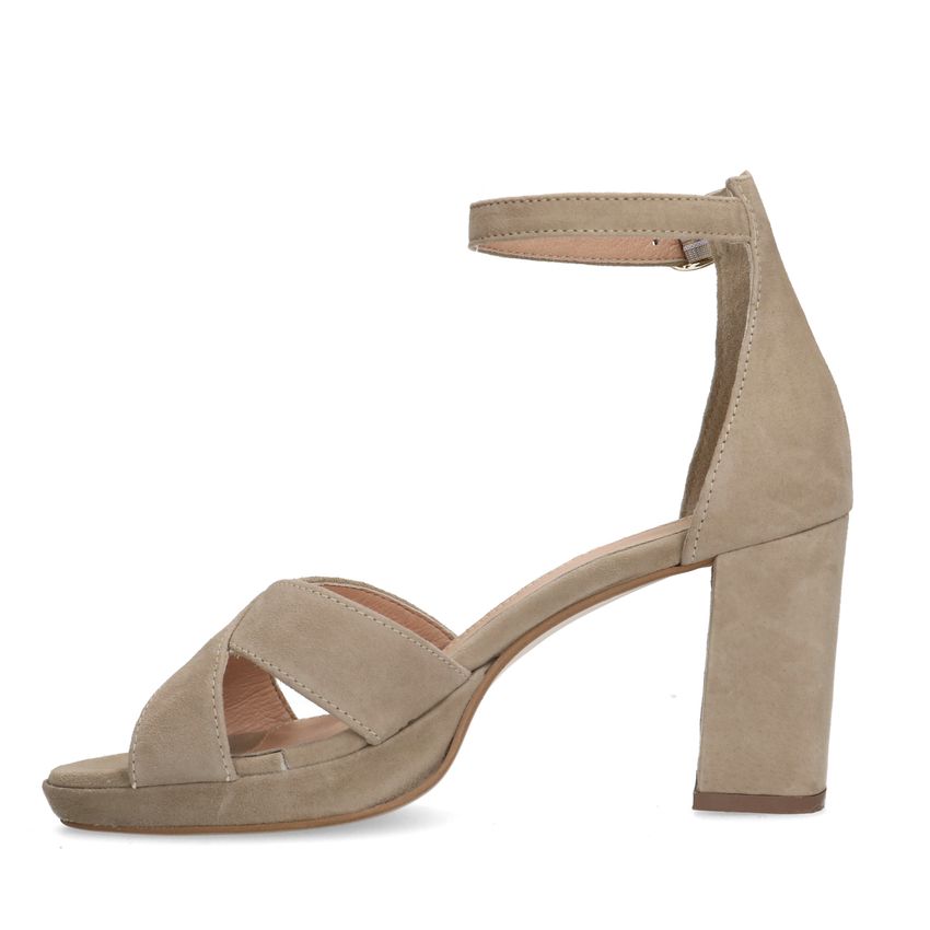 Beige suède sandalen met hak