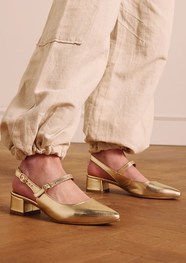 Gouden leren slingbacks