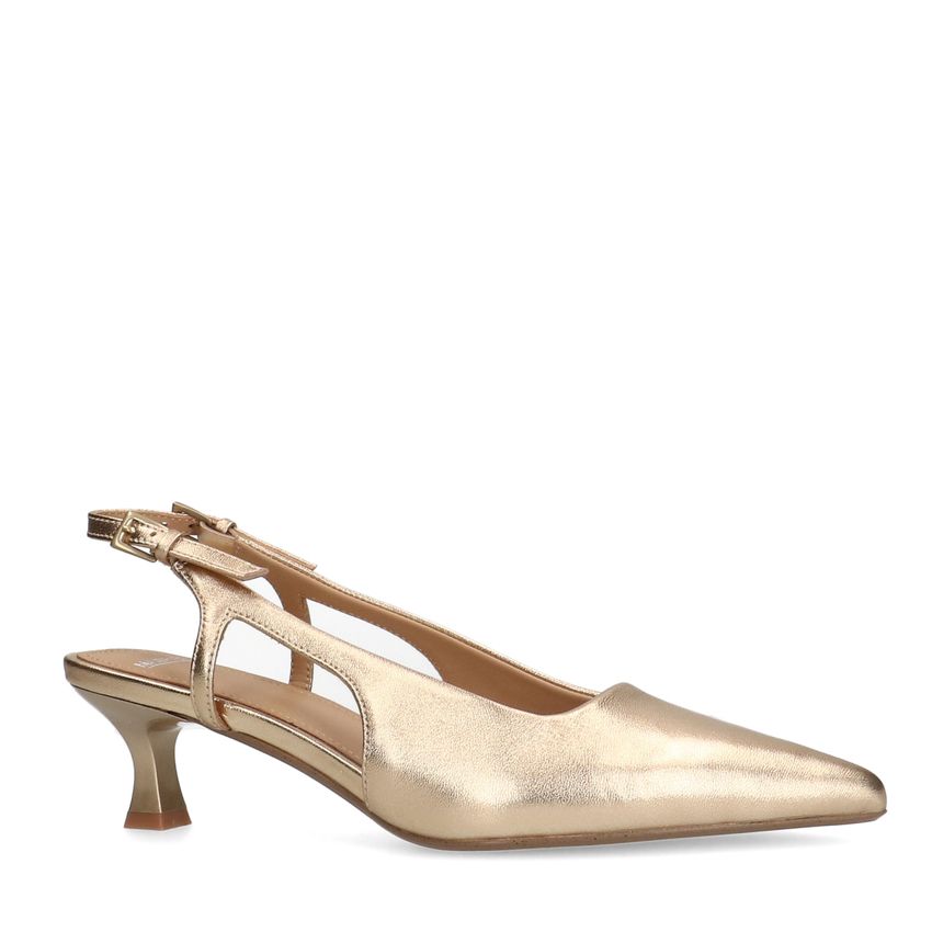 Goldfarbene Slingbackpumps aus Leder