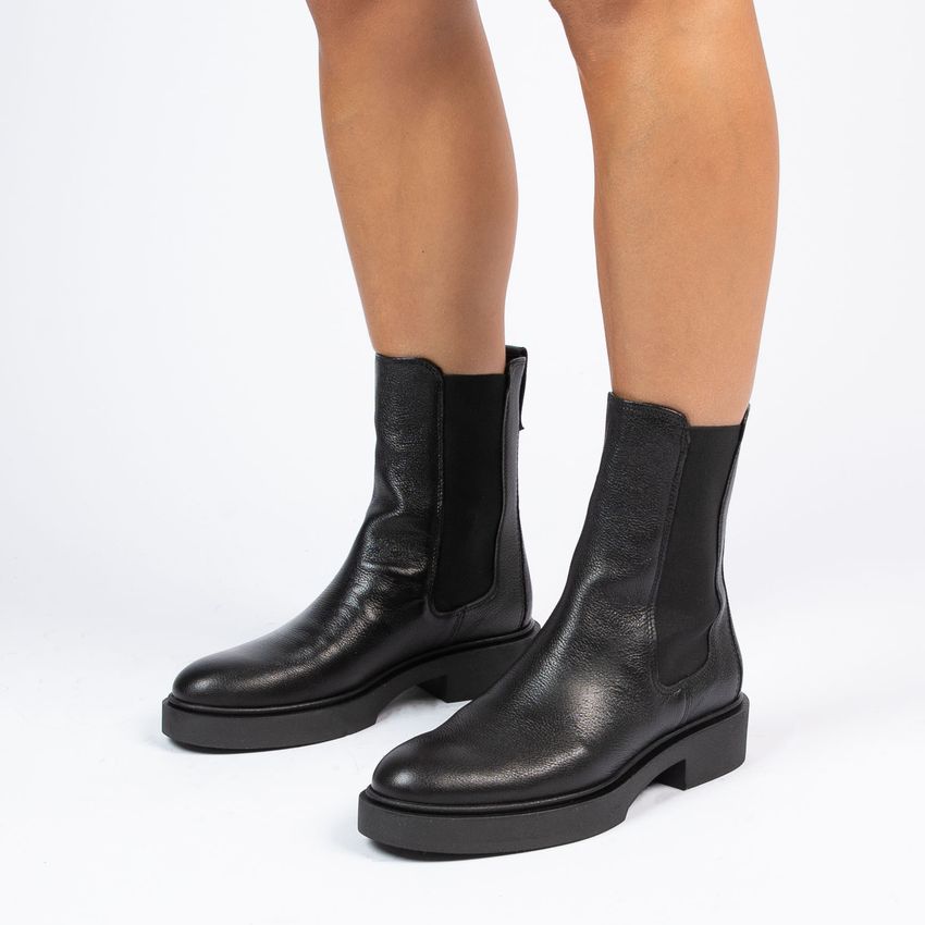 Zwarte leren chelsea boots