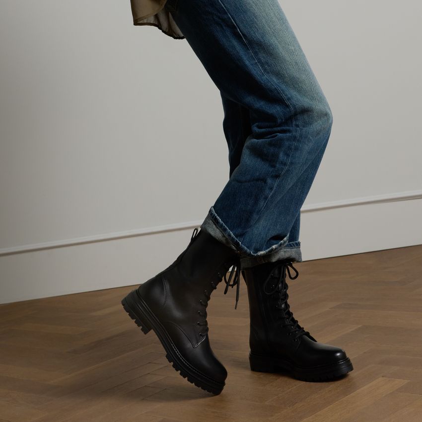 Schwarze Biker Boots mit Schnürung